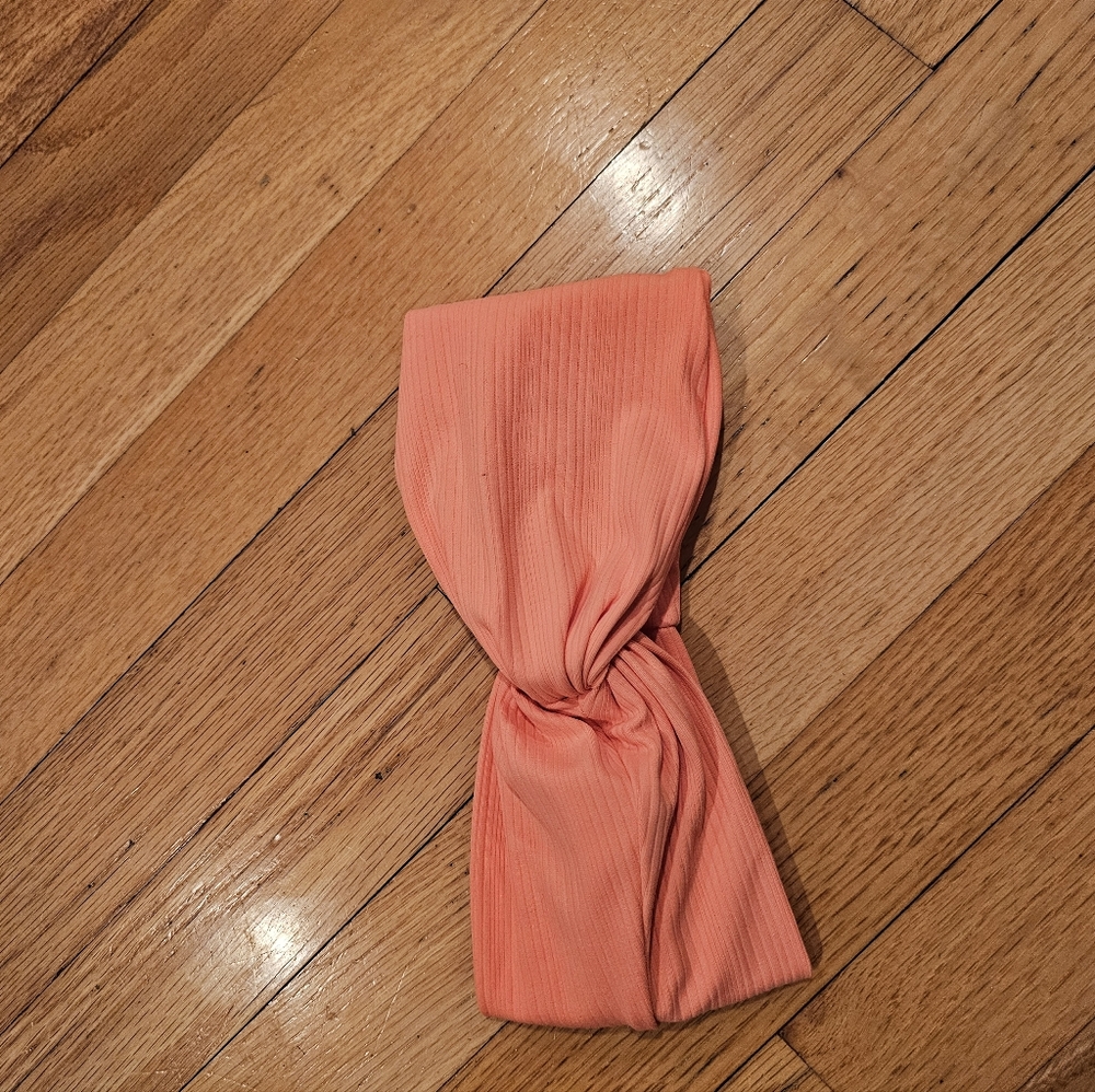 Lululemon Coral Twist Headband